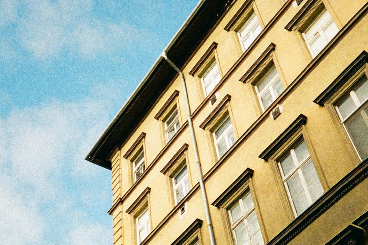 Hyresrätt eller bostadsrätt – vad är skillnaden?